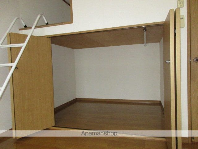 モン・レーヴピエースの内装写真