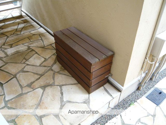 カサ・ミラ小山の玄関写真