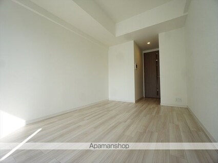 ＳーＲＥＳＩＤＥＮＣＥ鶴舞ＩＩ[1K/27.64m2]の内装2