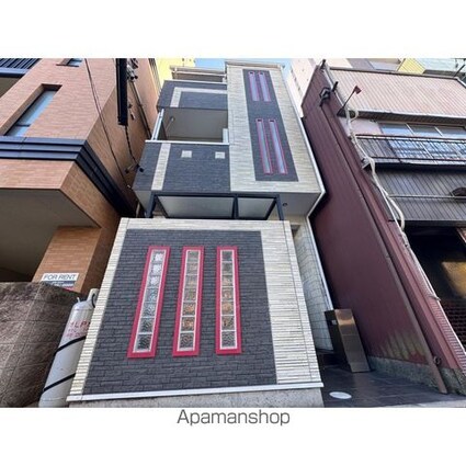 アップルスクエア[1R/18.25m2]の外観2