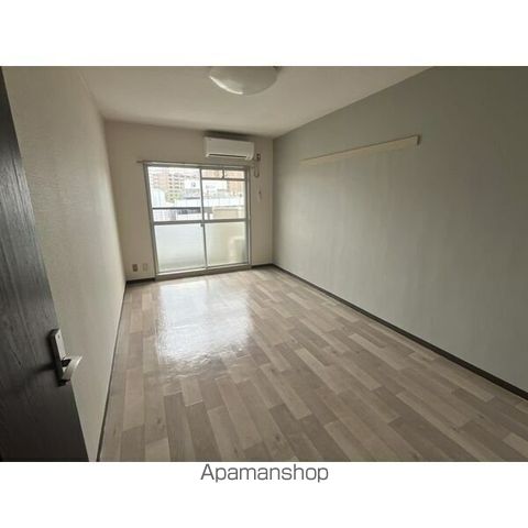 レジデンス茶屋ヶ坂の内装写真