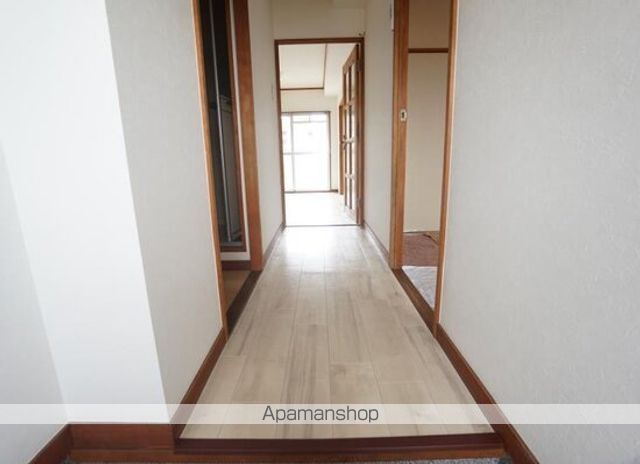 道後山本ビル[2LDK/47.85m2]の玄関