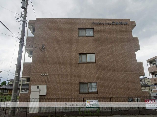 やかたマンション弐番館の外観写真