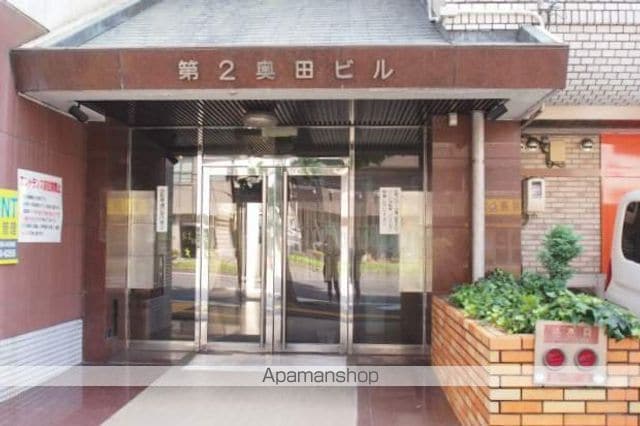 第2奥田ビルの玄関写真
