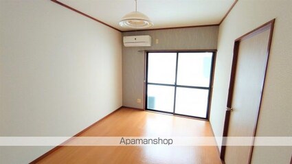 広島県広島市中区千田町２丁目[2DK/46.84m2]のリビング・居間