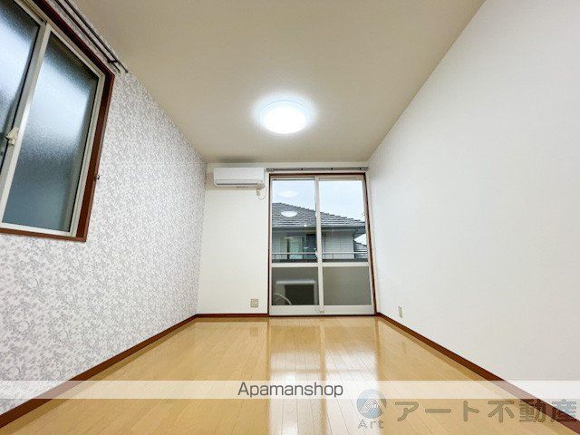 リヴェール森 A棟の内装写真
