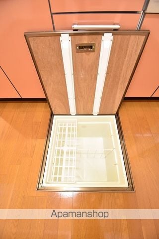 ヴィオラBの内装写真