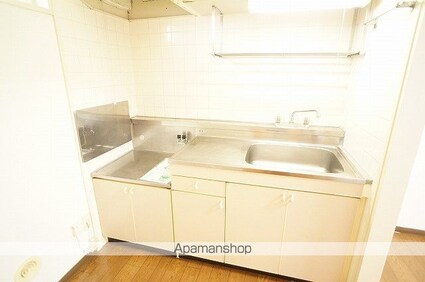 シーズン・リッチヒルズ[2K/33.12m2]のキッチン