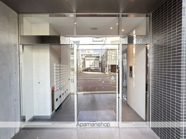 エネピア舟入の玄関写真