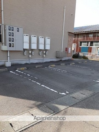 ヴィラモードグリーン[1K/36.28m2]の駐車場