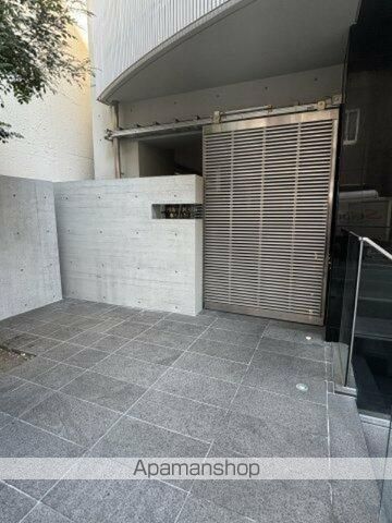 貸マンション 港区麻布十番2丁目の玄関写真