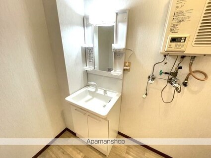 メゾンドピュアＢ棟[2LDK/56.7m2]の洗面所