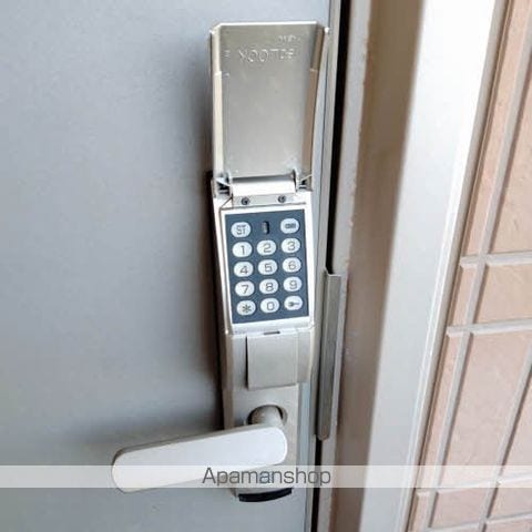 ドムス文京町の玄関写真