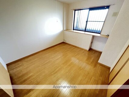 Ｔ’ｓ　ＶＩＬＬＡＧＥ[2LDK/51.66m2]の内装5