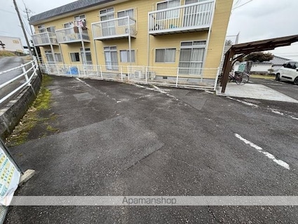 ハイツ岡[2DK/40m2]の共用部3