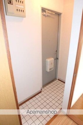 ヴィラセゾン　Ａ棟[2LDK/59.5m2]の玄関