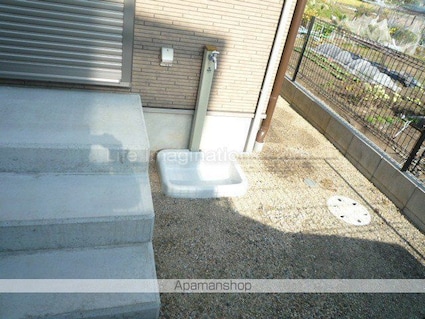 本堅田戸建[3LDK/77.85m2]の共用部1