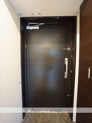 ａｘｉｓ　ｎａｇｏｙａ　ｓｗ[1K/26.1m2]の玄関