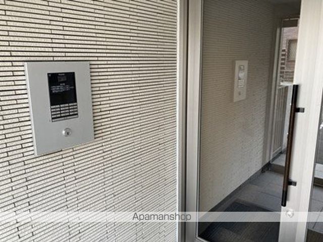 アウリィ平岸の玄関写真