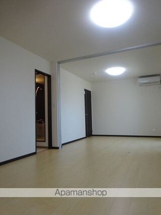 和歌山県和歌山市西高松１丁目[1LDK/37.35m2]の内装3