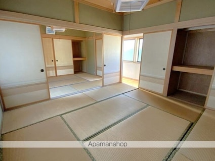 長野県上伊那郡箕輪町大字三日町[4SDK/101.99m2]のリビング・居間