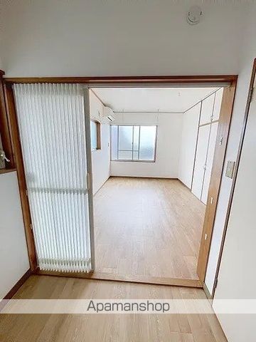 ハイツこやま峰 2号棟の内装写真