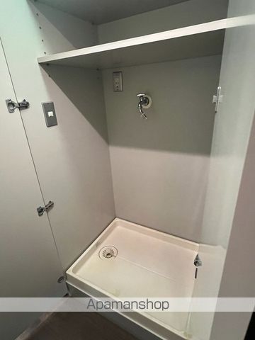 駒鳥アパートメントの内装写真
