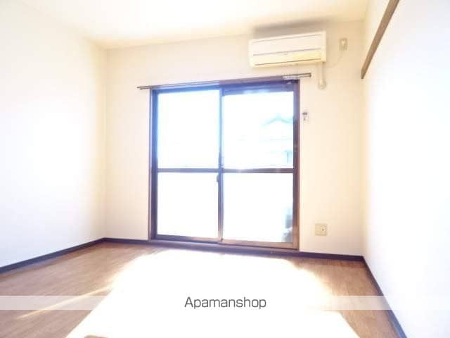 ピンキッシュの内装写真
