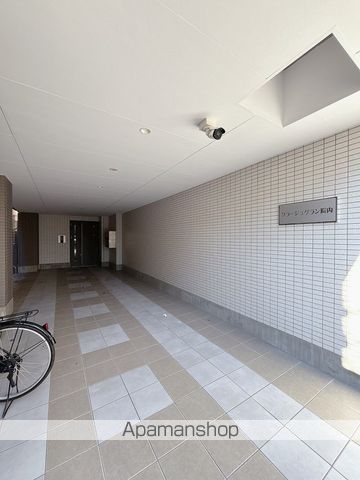 クラージュグラン院内の玄関写真