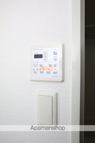 レジュールアッシュ梅田レジデンスの内装写真
