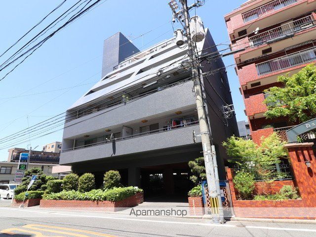 ラコンテ赤坂けやきの玄関写真