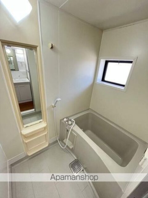 和歌山県和歌山市西庄[3DK/60.83m2]のバス