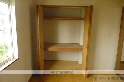 フォンテーヌ・ＫＭ[2LDK/58.12m2]の収納