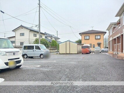 パルフォレストＤ[2LDK/58.86m2]の駐車場