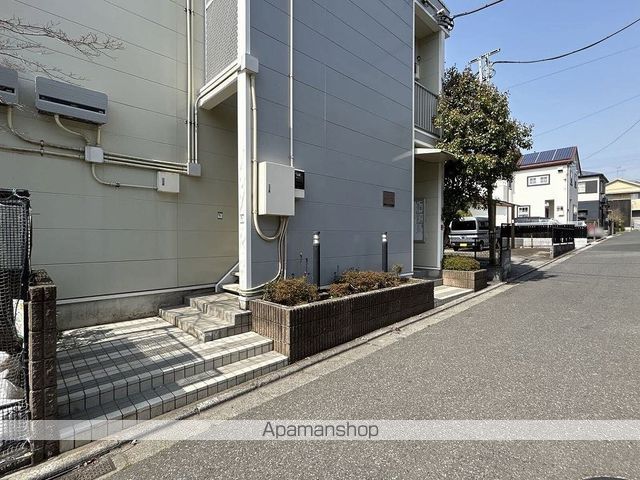 レオパレスパークサイドの玄関写真