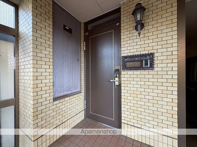 秋田アーバンハウスの玄関写真
