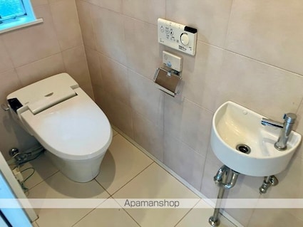 本町戸建[2SLDK/84.87m2]のトイレ