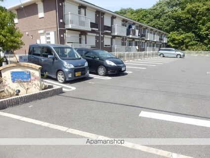 アーバンライフ萩台[1LDK/45.84m2]の駐車場2
