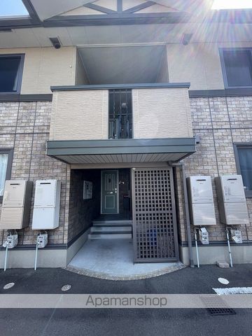 ソレーユ高岡 C棟の玄関写真