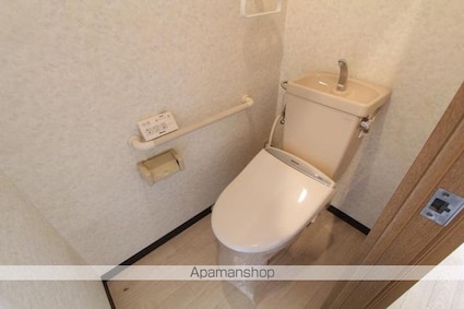 細谷マンション[2LDK/56.2m2]のトイレ