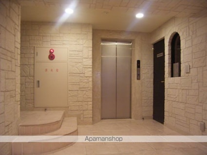 ＺＯＯＭ銀座２丁目Ｓｅｃｏｎｄ[2DK/50.56m2]のロビー