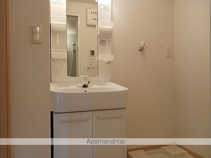 グラン・シャトレーⅢ[2DK/53.91m2]の洗面所