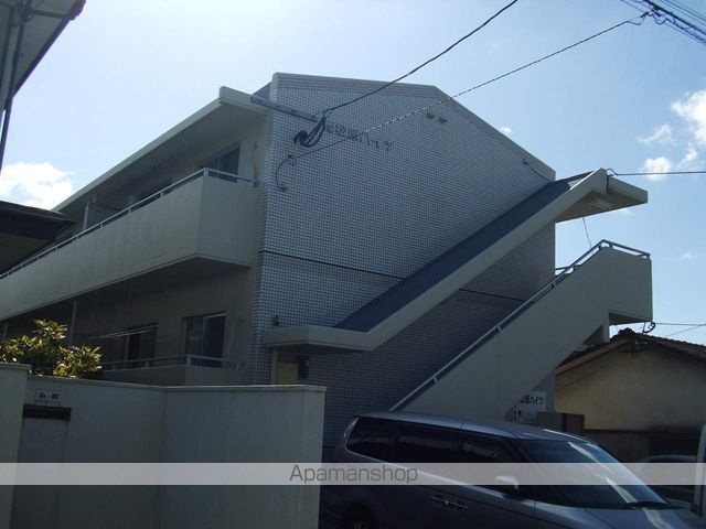 福岡市東区舞松原のマンションの外観1