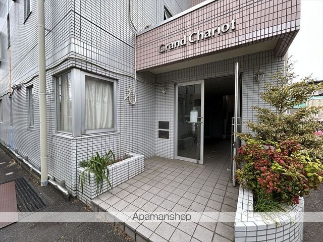 グランシャリオの玄関写真
