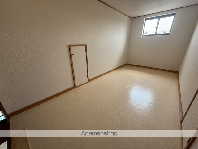 北諸県郡三股町 1階建 築30年の内装写真
