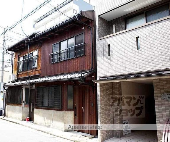 山陰本線 二条駅 徒歩10分 2階建 築57年の外観写真