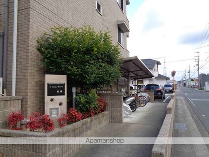 和歌山県海南市重根西１丁目[2LDK/58.07m2]のエントランス3