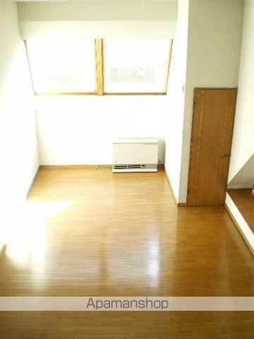 メゾネ山の手の内装写真