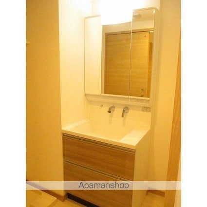 ＬＩＢＲ　ＧＲＡＮＴ　世田谷弦巻[1K/25.65m2]の洗面所