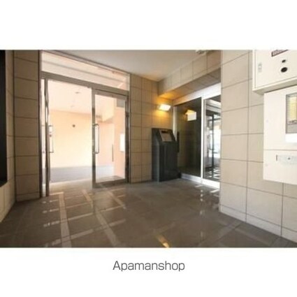 サンフォルトゥーナ宮崎駅東[1R/40.02m2]のエントランス1